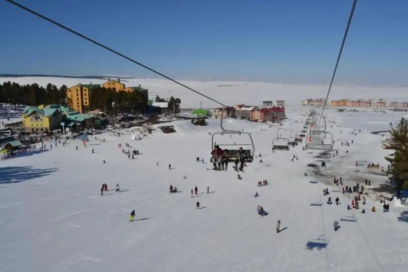 DUJA CHALET SKI CENTER HOTEL