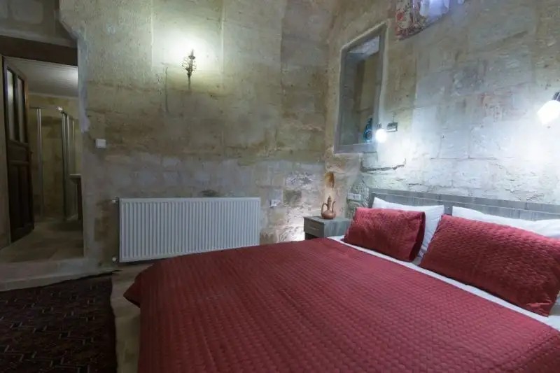 BEDROCK CAVE HOTEL ADULTS ONLY