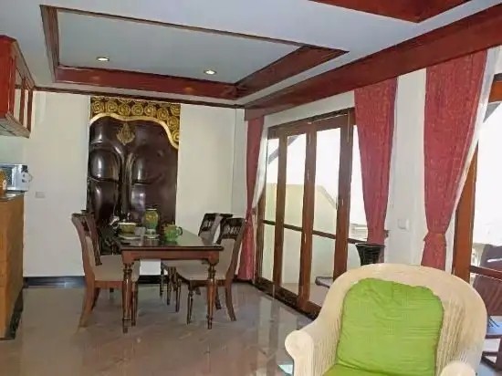 PRINCE EDOUARD APARTMENT & RESORT