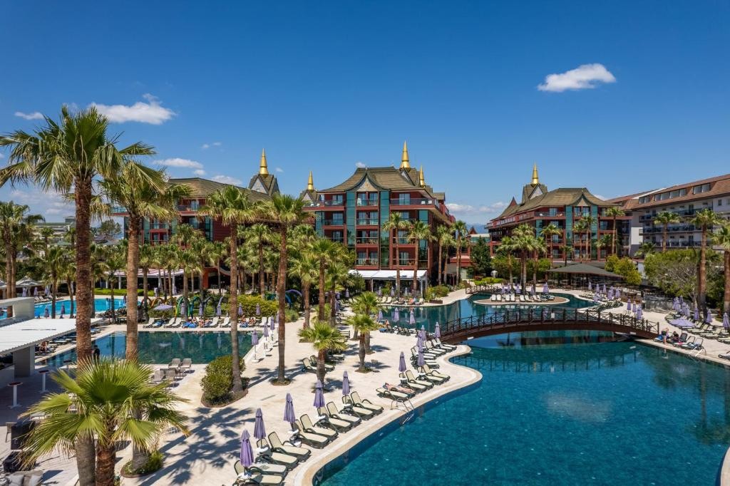 SIAM ELEGANCE HOTELS & SPA
