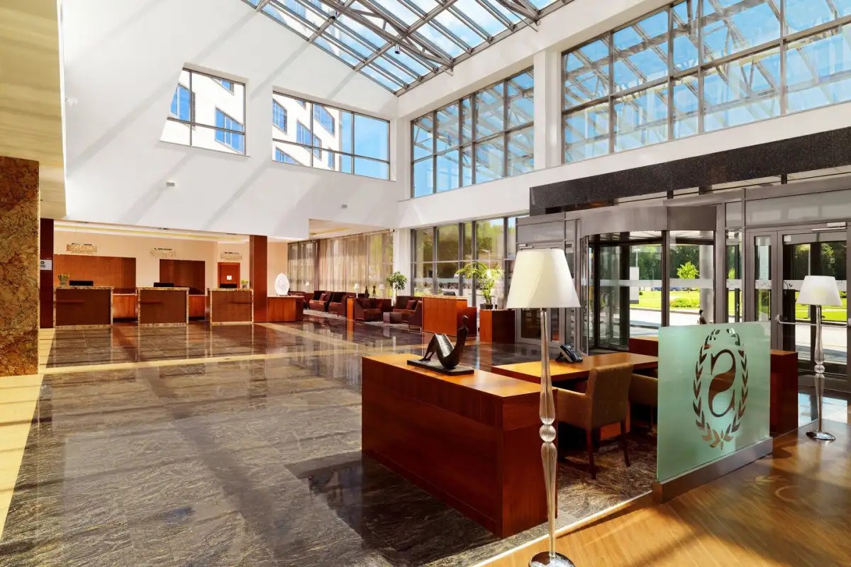 SKYPOINT LUXE SHERATON SHEREMETYEVO