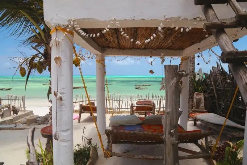 MANGO BEACH HOUSE