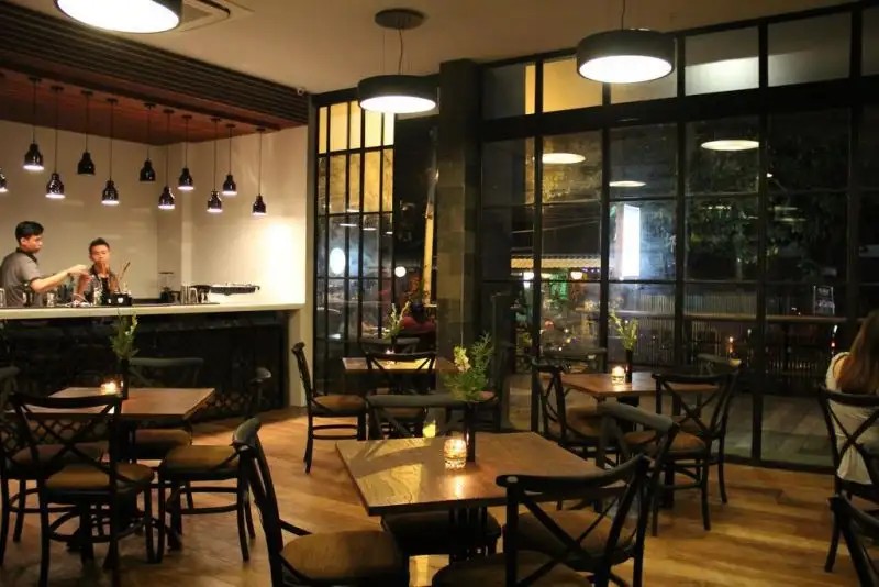 AKANA BOUTIQUE