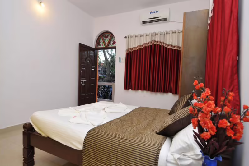 SUNRISE BEACH RESORT
