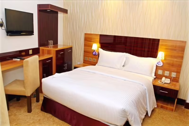 FAL HOTEL L.L.C