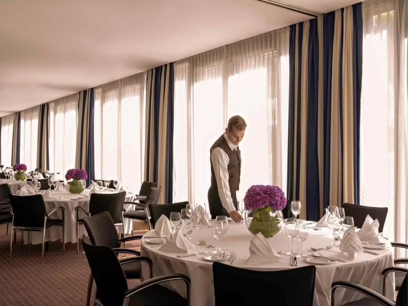 PULLMAN BERLIN SCHWEIZERHOF