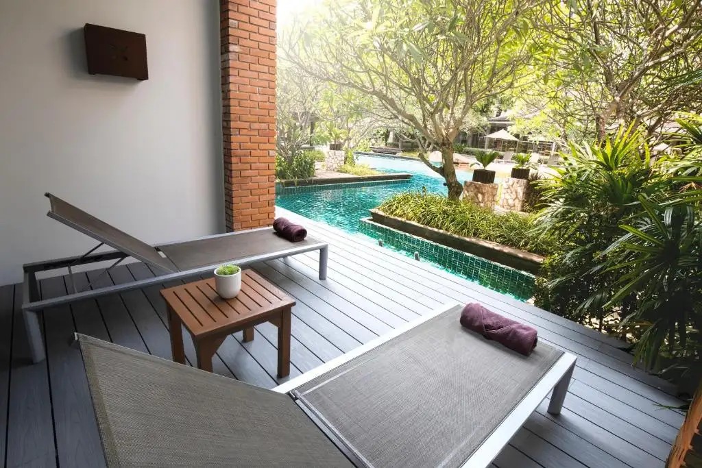 WOODLANDS HOTEL & RESORT