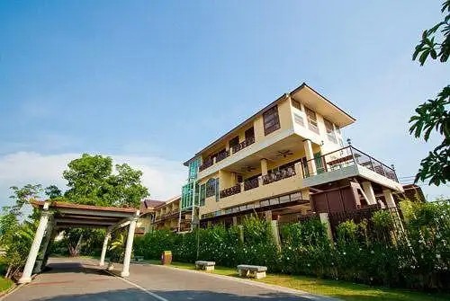 SUPHAN LAKE HOMETEL