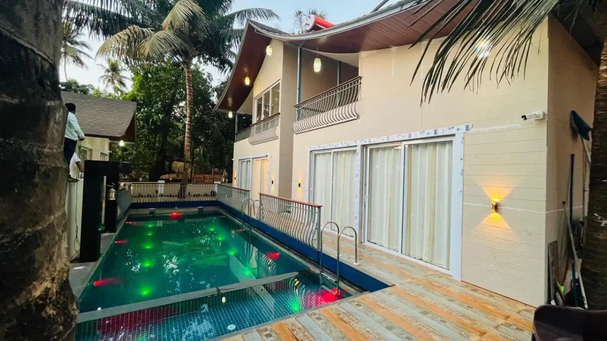 ADRISTA DIVINE COTTAGES