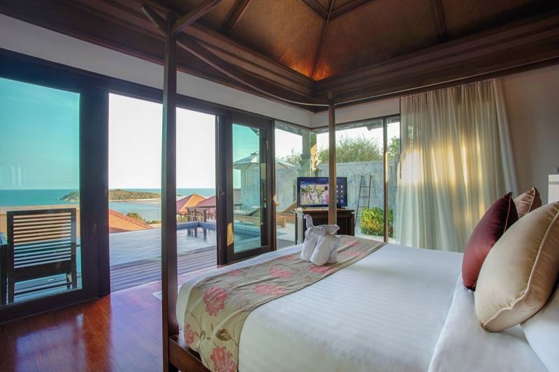 pool villa hillside seaview