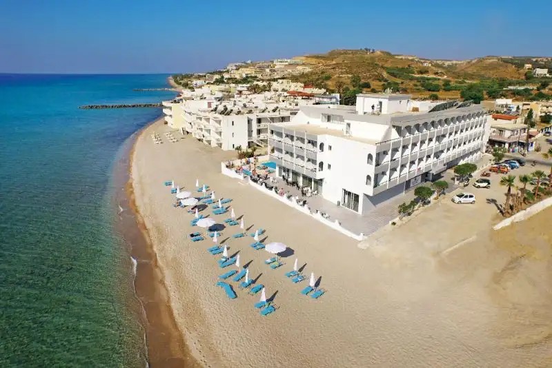 VALYNAKIS BEACH ISLAND RESORT