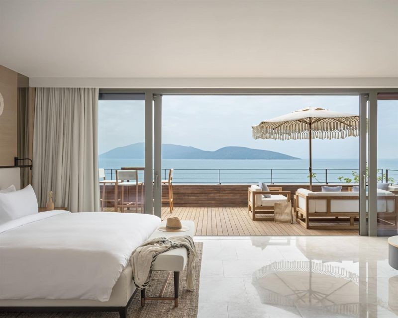 loft sea view