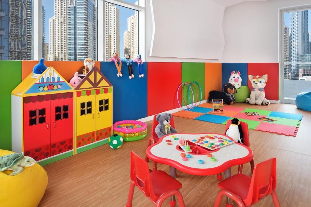 CROWNE PLAZA DUBAI MARINA