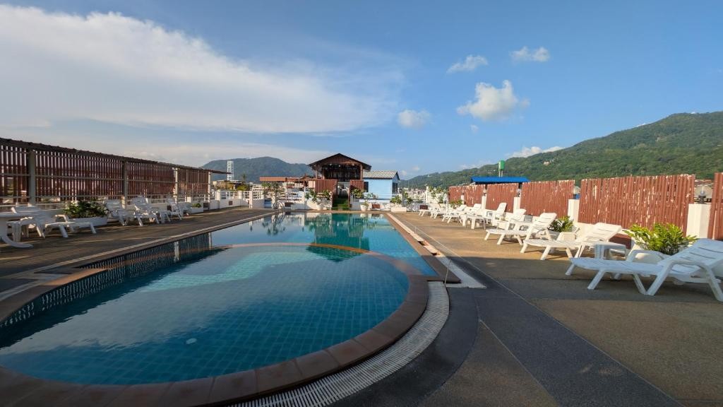 ISSARA PATONG BEACH (EX. SHARAYA BOUTIQUE)