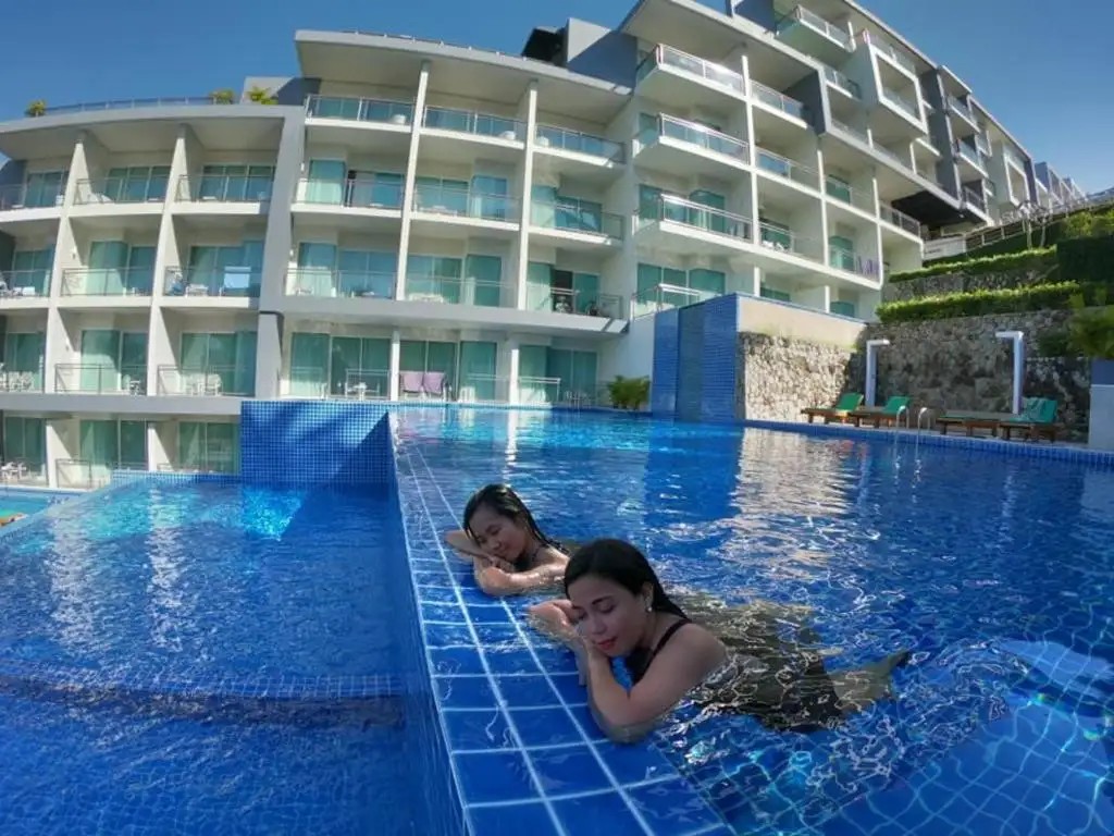 SUGAR PALM GRAND HILLSIDE