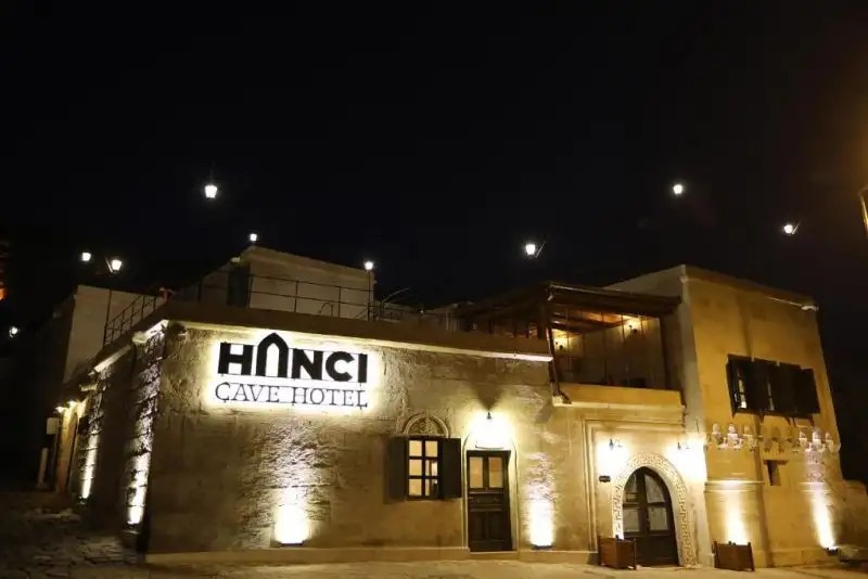 HANCI CAVE HOTEL