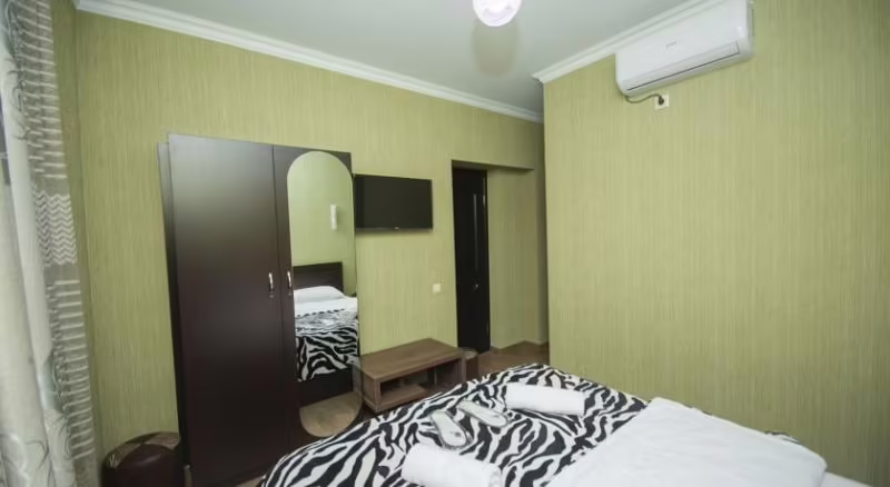 ELEGANT 2 HOTEL