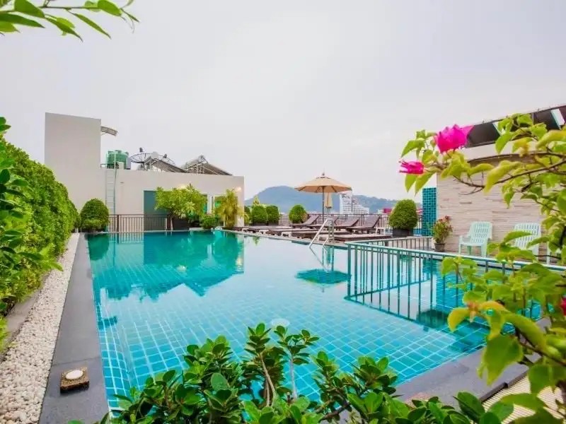 77 PATONG HOTEL & SPA