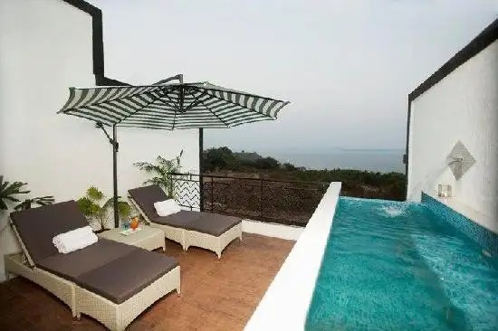 L HOTEL EDEN