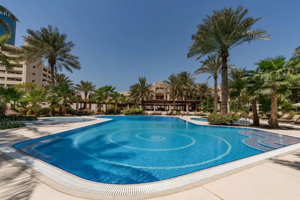 THE DIPLOMAT RADISSON BLU HOTEL RESIDENCE & SPA