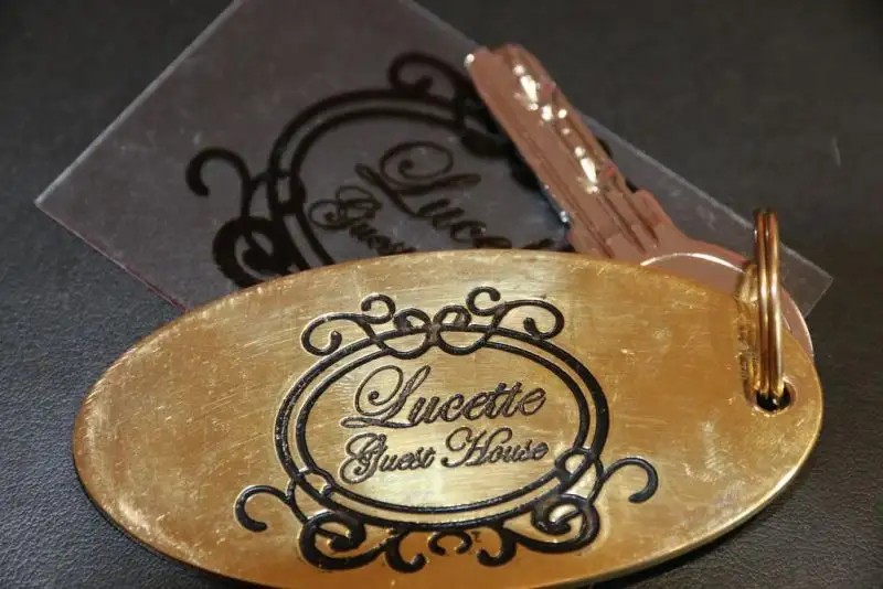 LUCETTE (ЛЮСЕТТЕ)