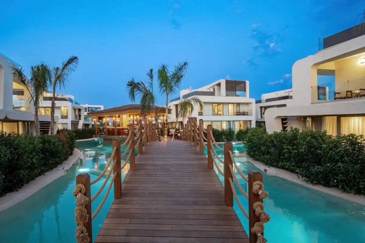 CLUB ARONA BY LAREN HOTELS