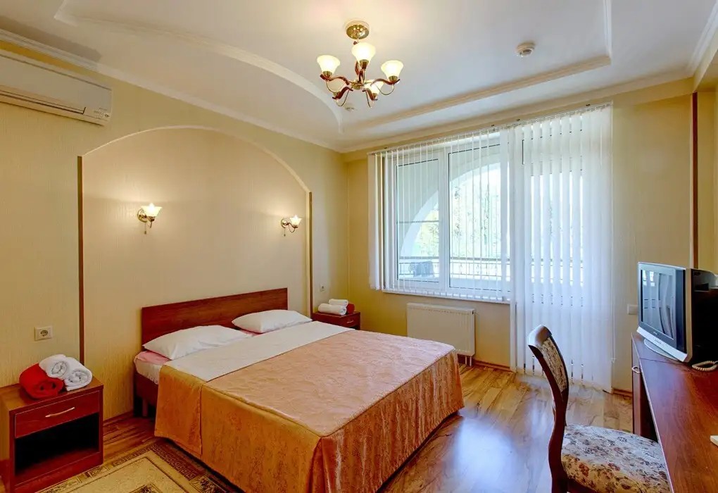 ДЕЛЬФИН КЛУБНЫЙ ОТЕЛЬ