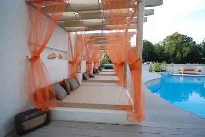 YACHT BOUTIQUE