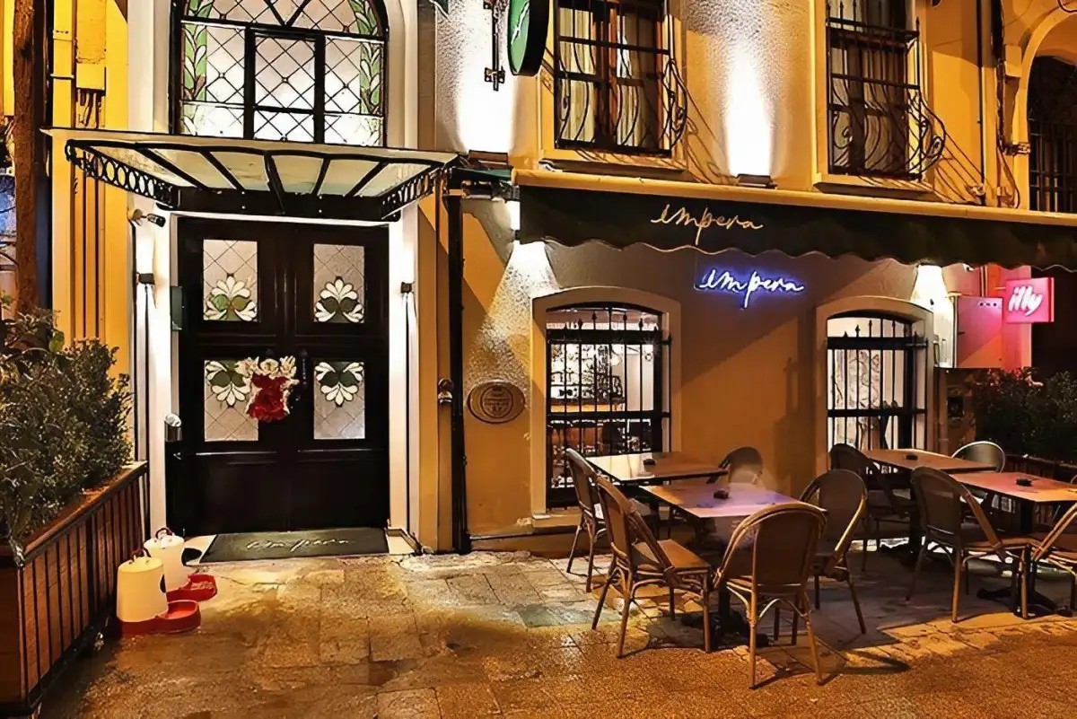 IMPERA HOTEL BOUTIQUE