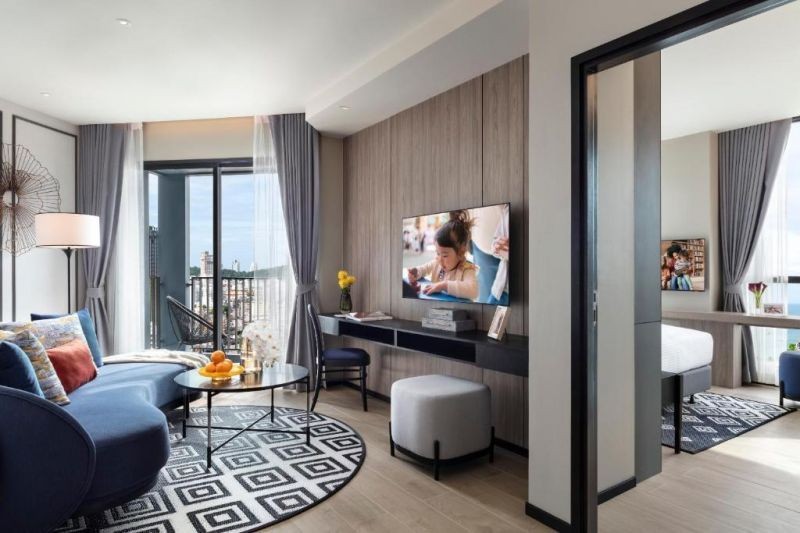 1 bedroom premier sea view