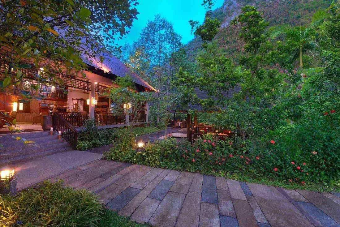THE BANJARAN HOTSPRINGS RETREAT