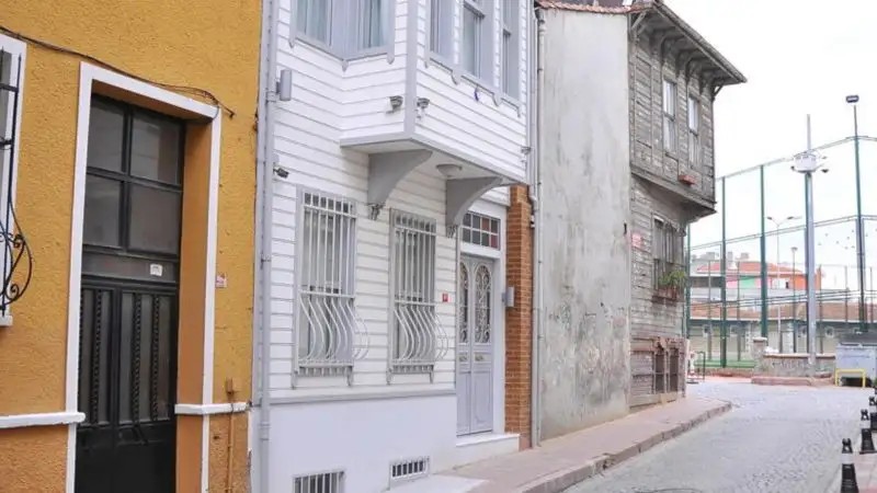DUALIS HOTEL