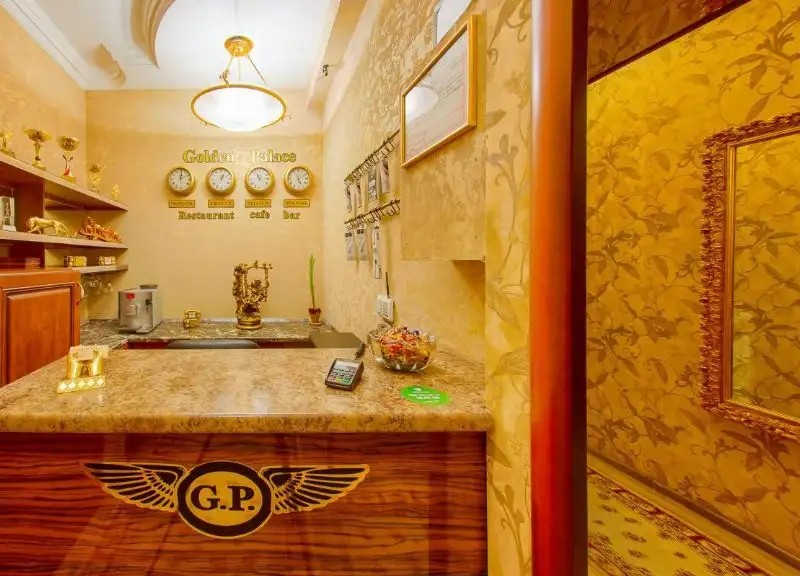 GOLDEN PALACE HOTEL