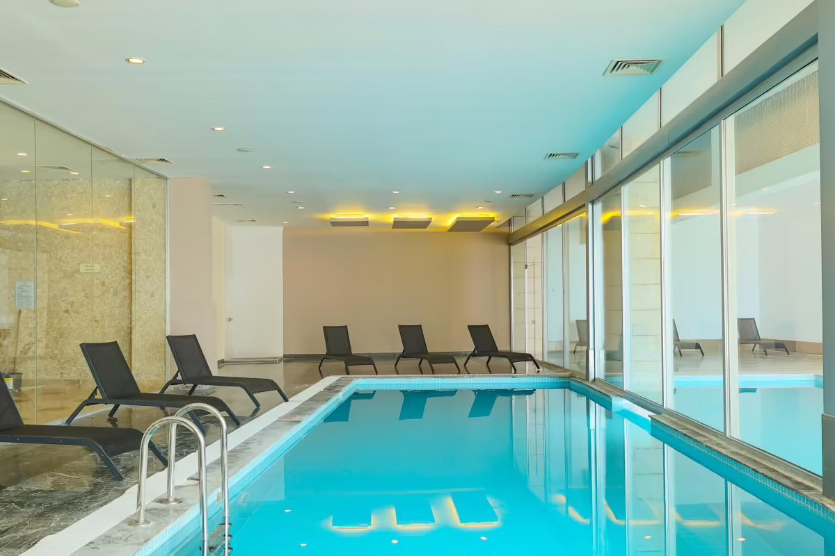 CRYSTAL CENTRO PEARL COLLECTION