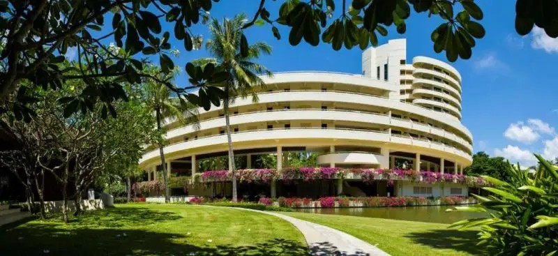 PULLMAN PHUKET KARON BEACH RESORT (EX. HILTON PHUKET ARCADIA RESORT & SPA)