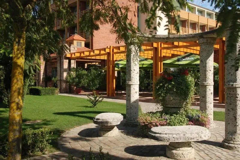 THERMAL HOTEL HARKANY