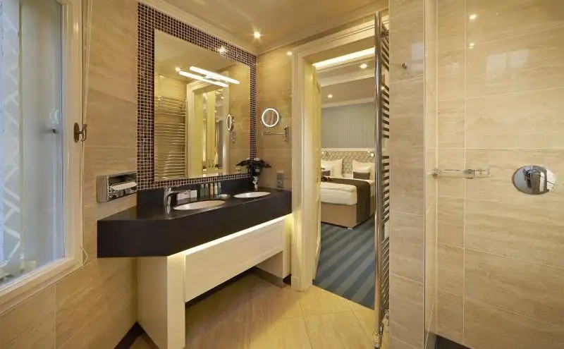 ATLANTIC PALACE KV