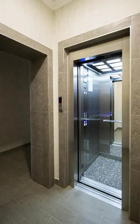 D HOTEL