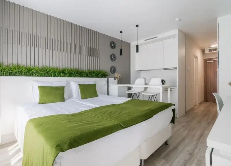 APARTSTEL