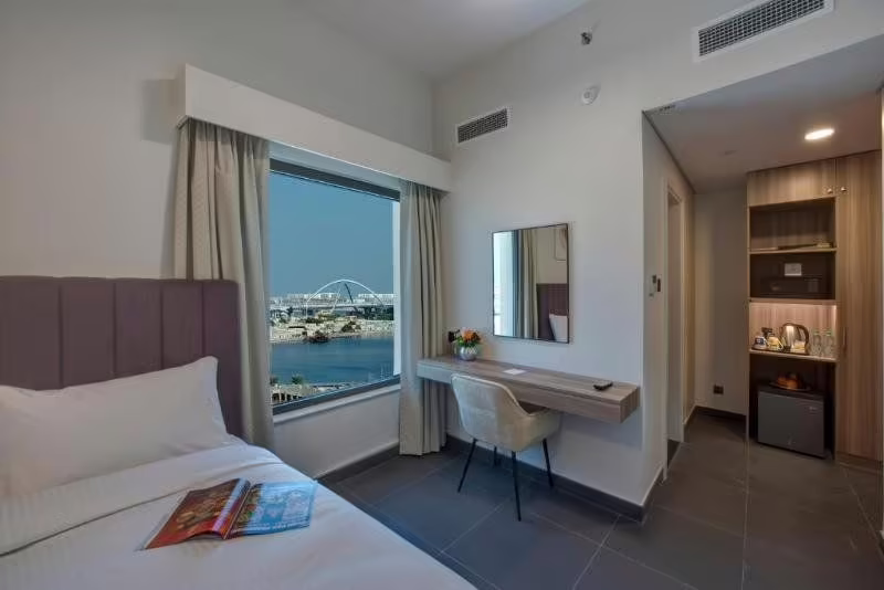 WESTCOTT HOTEL