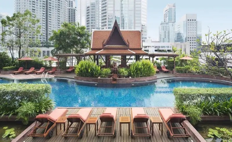 THE ATHENEE HOTEL (EX. PLAZA ATHENEE BANGKOK, A ROYAL MERIDIEN)