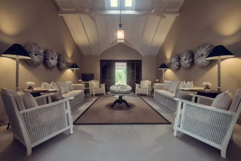 TARU VILLAS ROCK VILLA