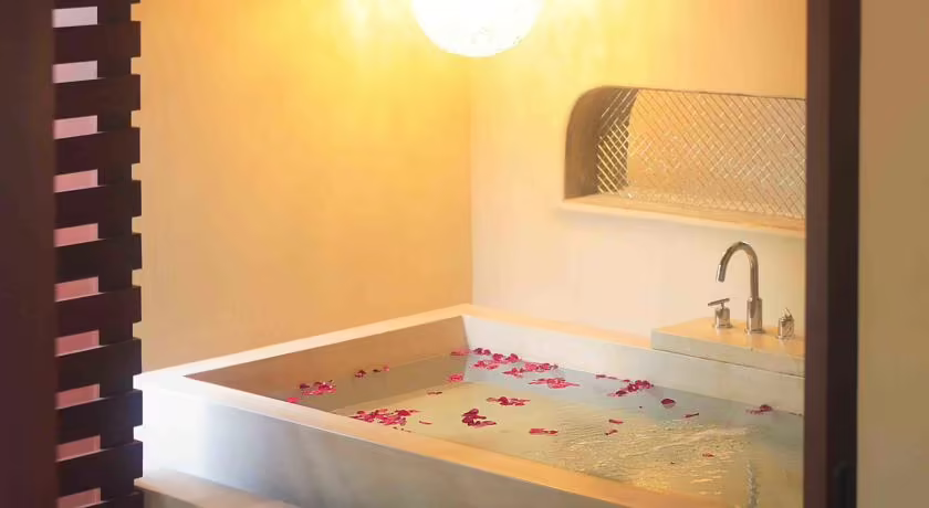 PRANA BEACH VILLAS