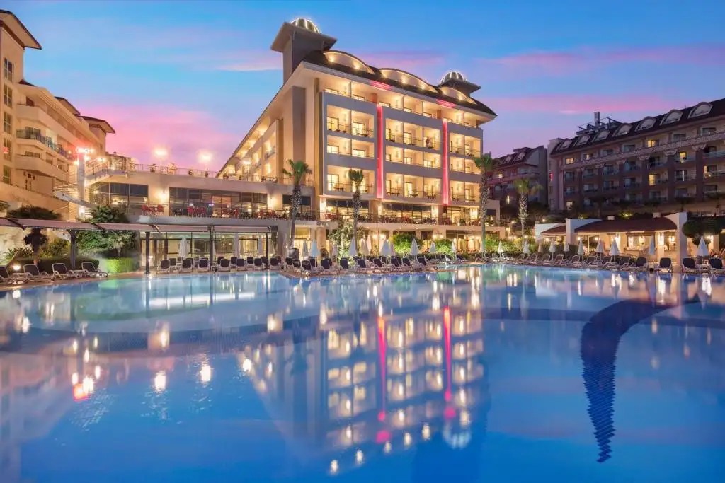 AYDINBEY KINGS PALACE & SPA