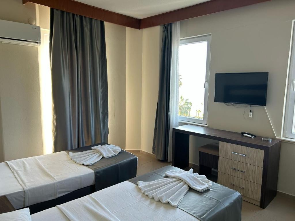 ROSELLA APART & HOTEL