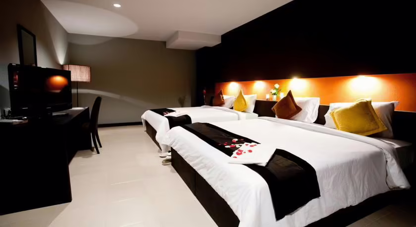 MIRAMAR HOTEL BANGKOK