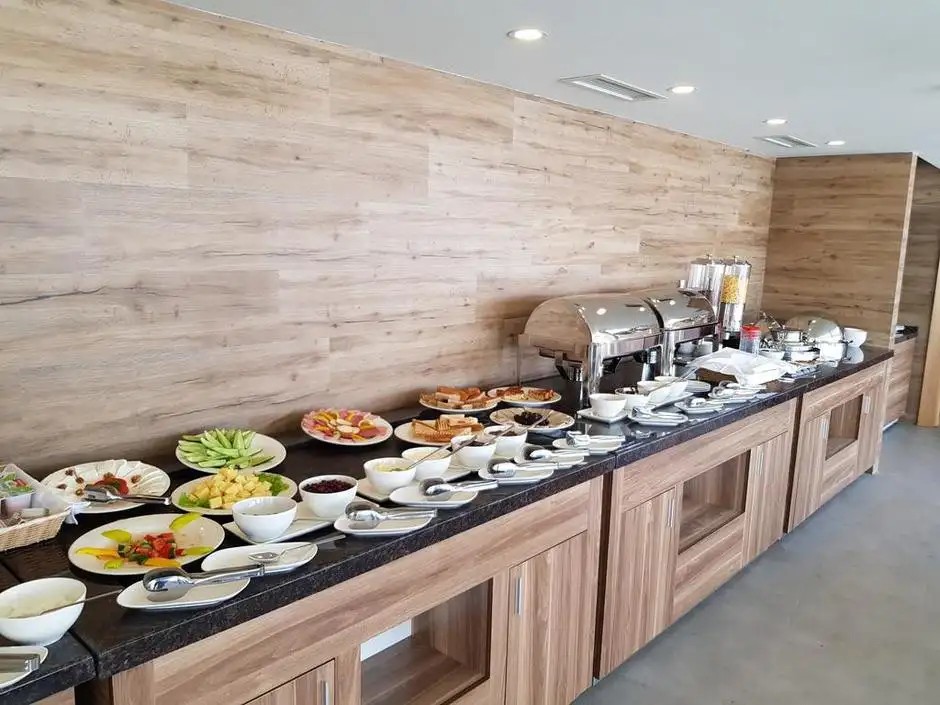 SHIRVANSHAH HOTEL