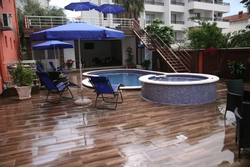 ELENA & MARKO APARTMENTS