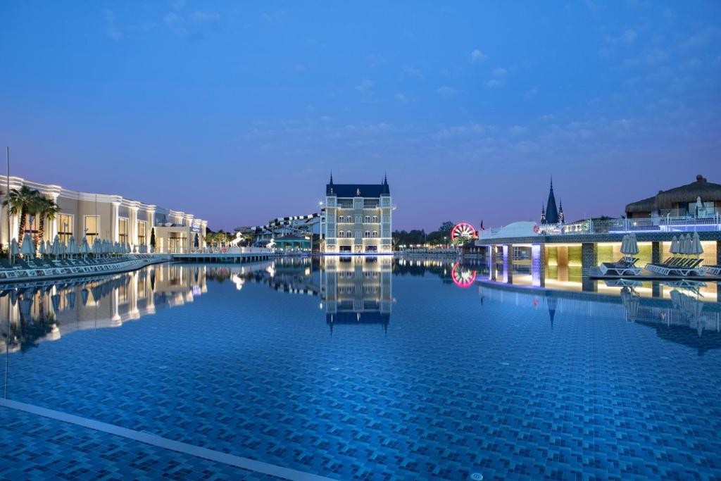 GRANADA LUXURY BELEK