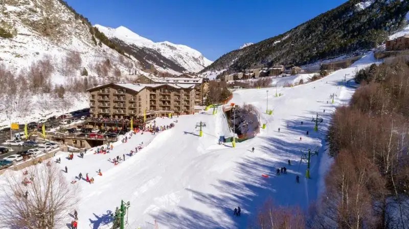 CANARO & SKI (EX. PARADOR CANARO)